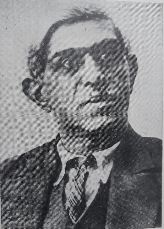 A photo portrait of Virendranath Chattopadyaya in a three-piece suit with a chequered tie.